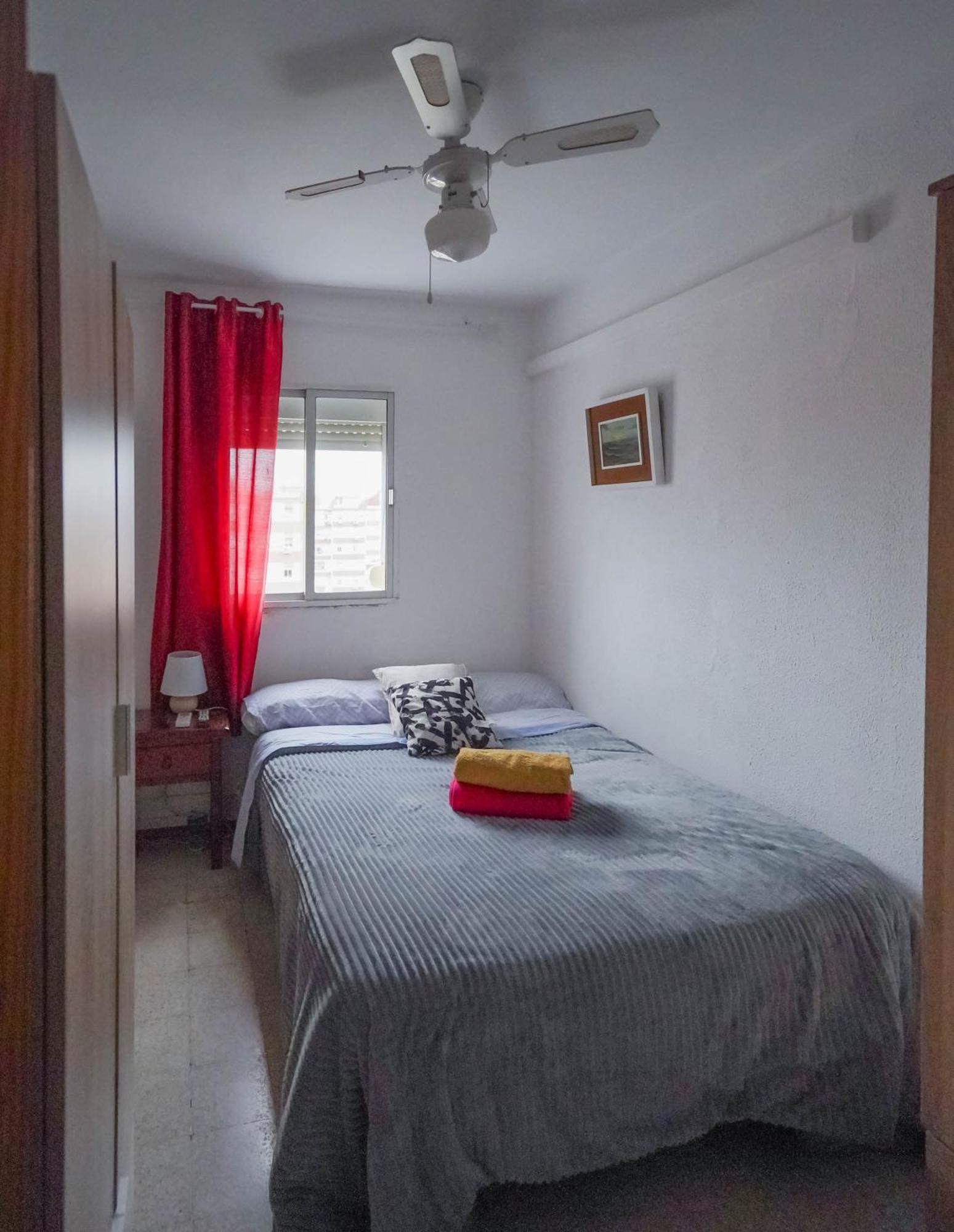 Habitaciones Privadas Con Cama Doble En Sevilla エクステリア 写真