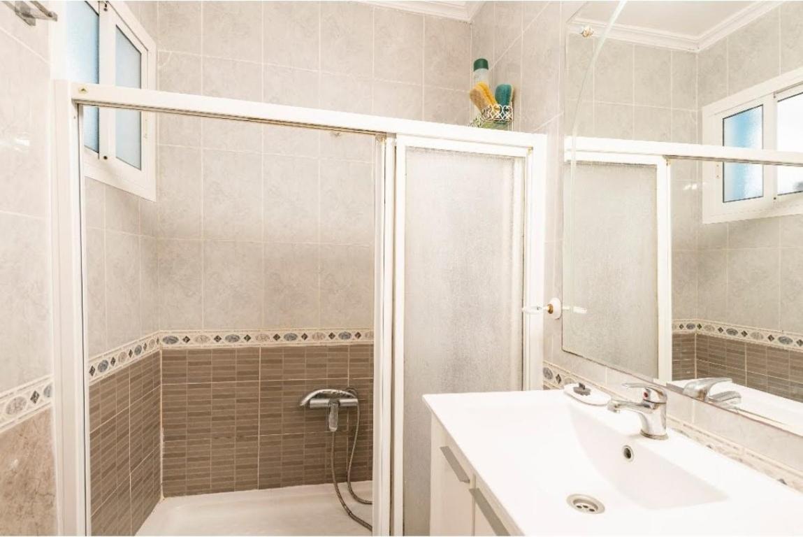 Habitaciones Privadas Con Cama Doble En Sevilla エクステリア 写真