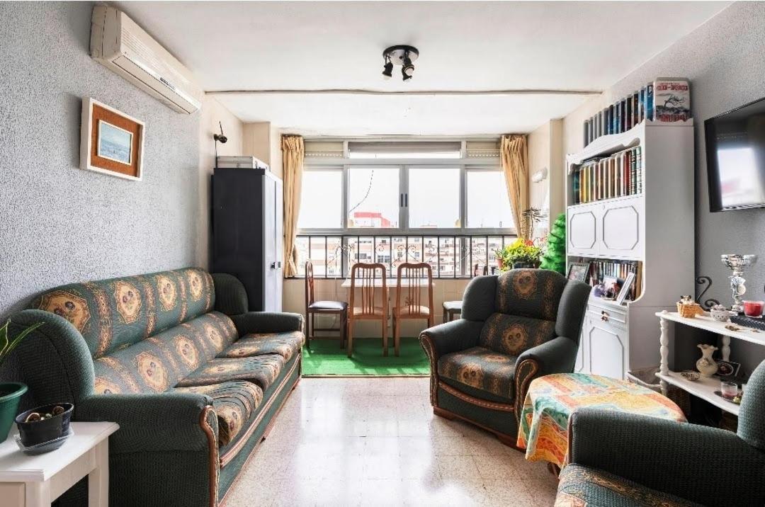 Habitaciones Privadas Con Cama Doble En Sevilla エクステリア 写真
